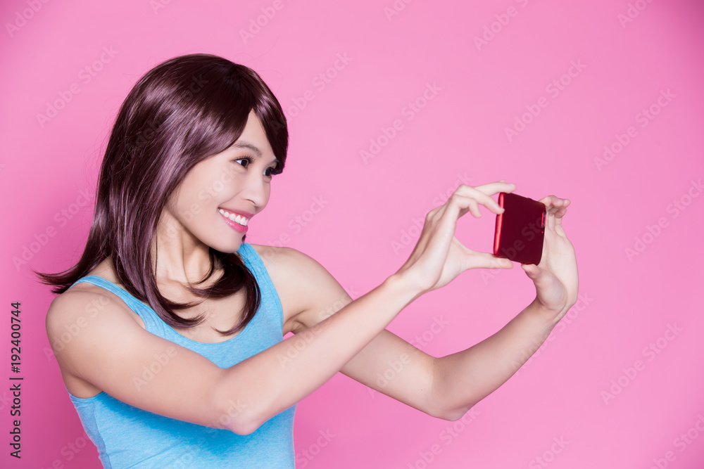 woman selfie happily woman selfie happily