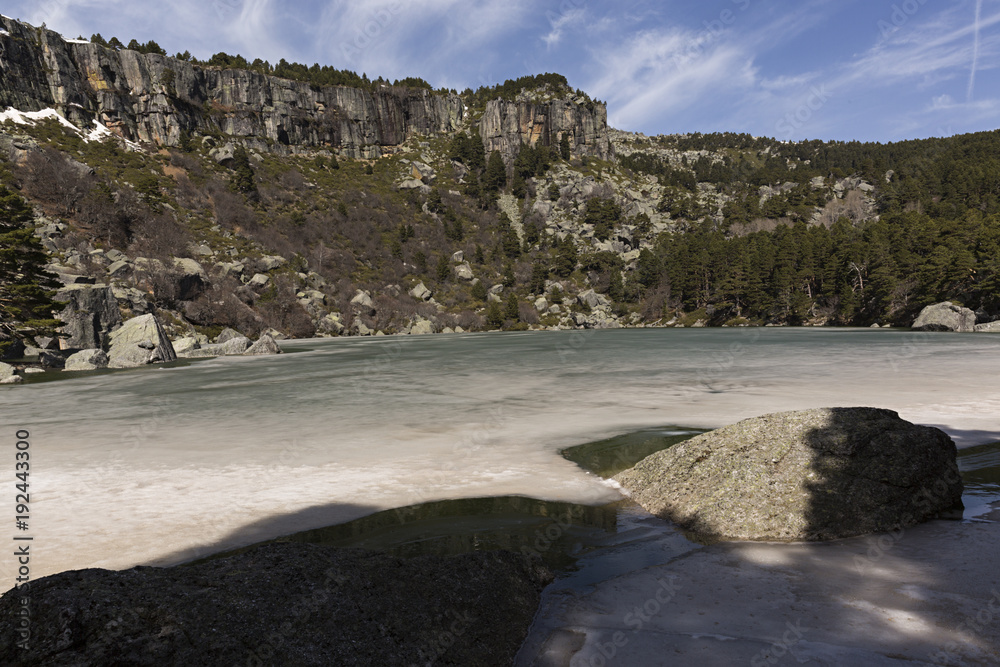 Laguna Negra helada,  Soria.