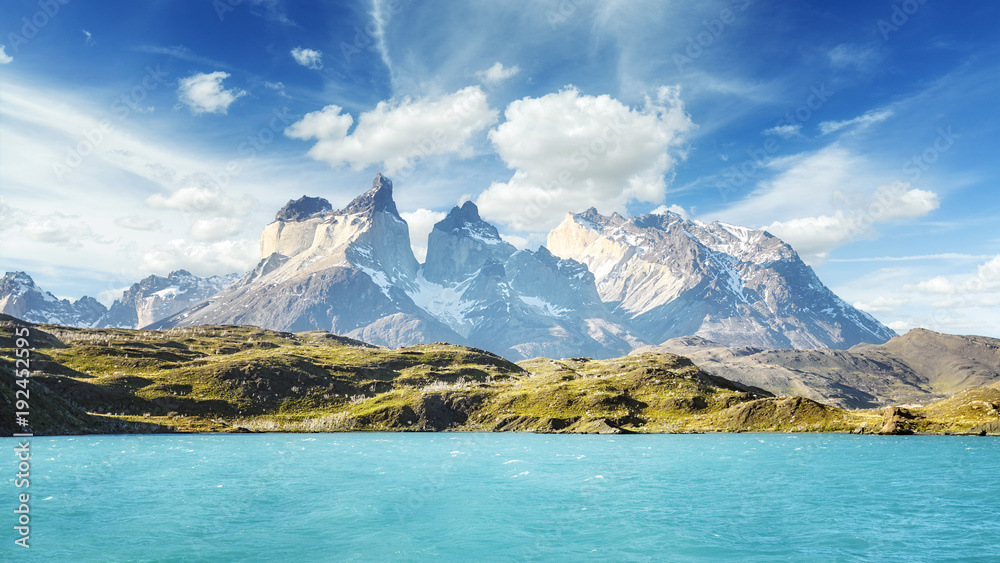 Pehoe Lake and Los Cuernos (The Horns) in the Torres del Paine National Park, Chile.  - obrazy, fototapety, plakaty 