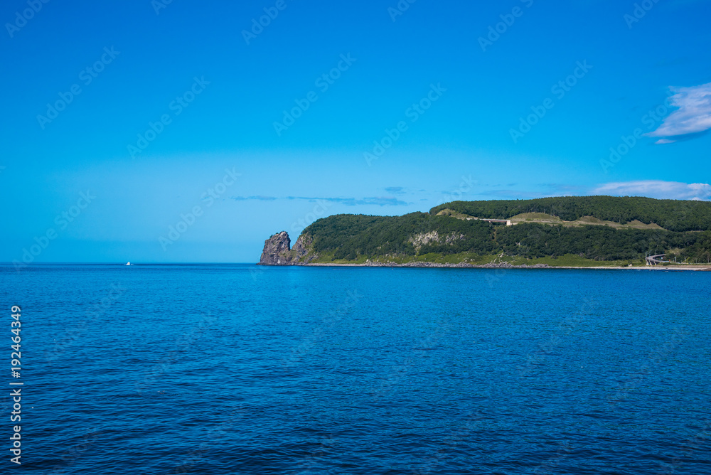 知床観光船からの景色　プユニ岬