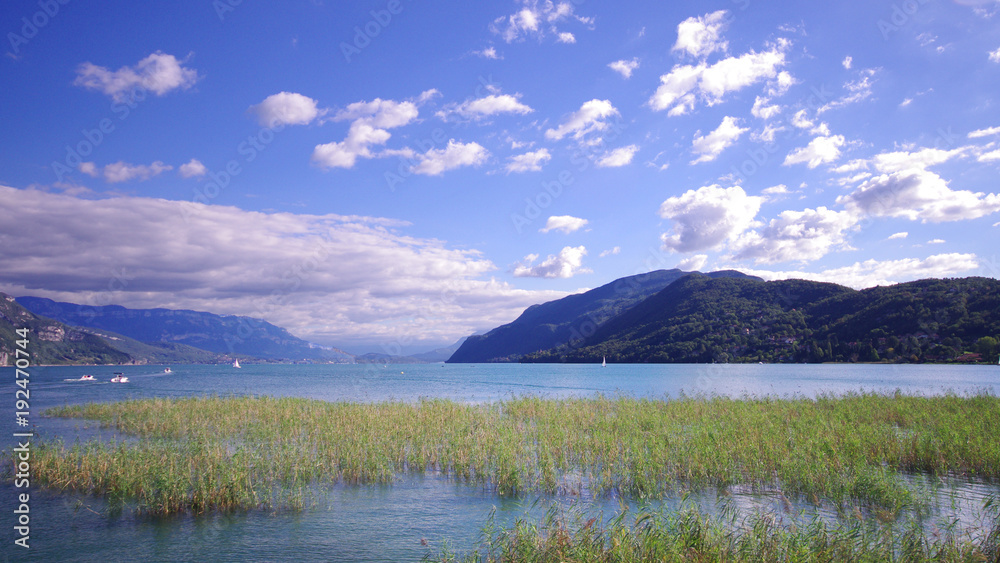 lac du bourget en savoie - embouchure du canal de savières lac du bourget en savoie - embouchure du canal de savières