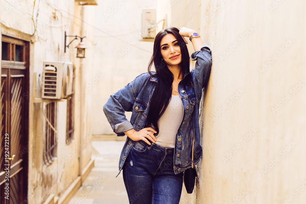 Image of Woman In Denimn Poses. This free stock photo is also about: Fair,  Denim, Jacket, Fashion, Aviators, Sunglasses… | Poses, Girl photo poses,  Photoshoot poses