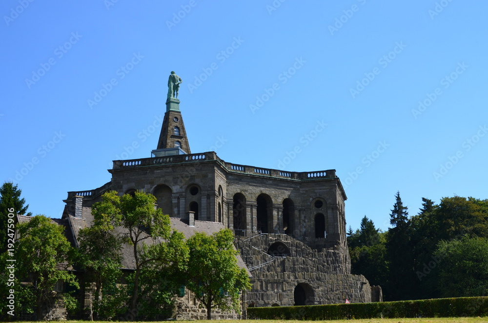 Obraz premium Wilhelmshoehe Castle Park in Kassel, Germany