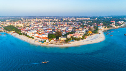 Fototapete Sansibar Historische Gassen von Stone Town  © mariusltu