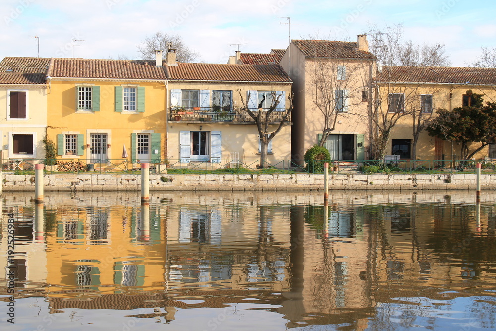 Obraz premium Maisons à Aigues mortes, Camargue, France