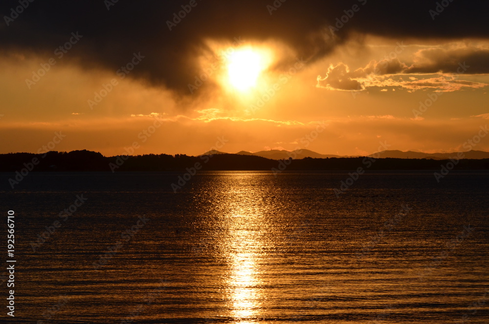 Fototapeta premium 涸沼の夕景