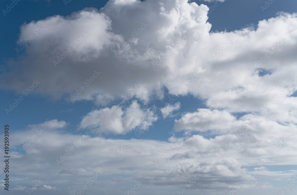 Obraz premium beautiful cloudscape in blue sky background template