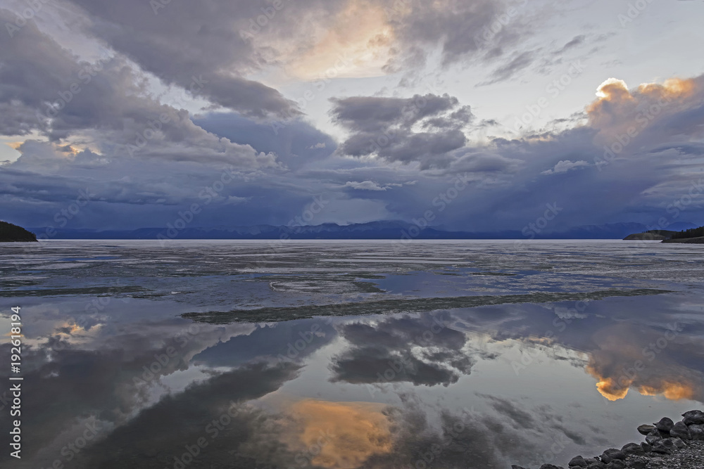 Sanset on the lake Hubsugul