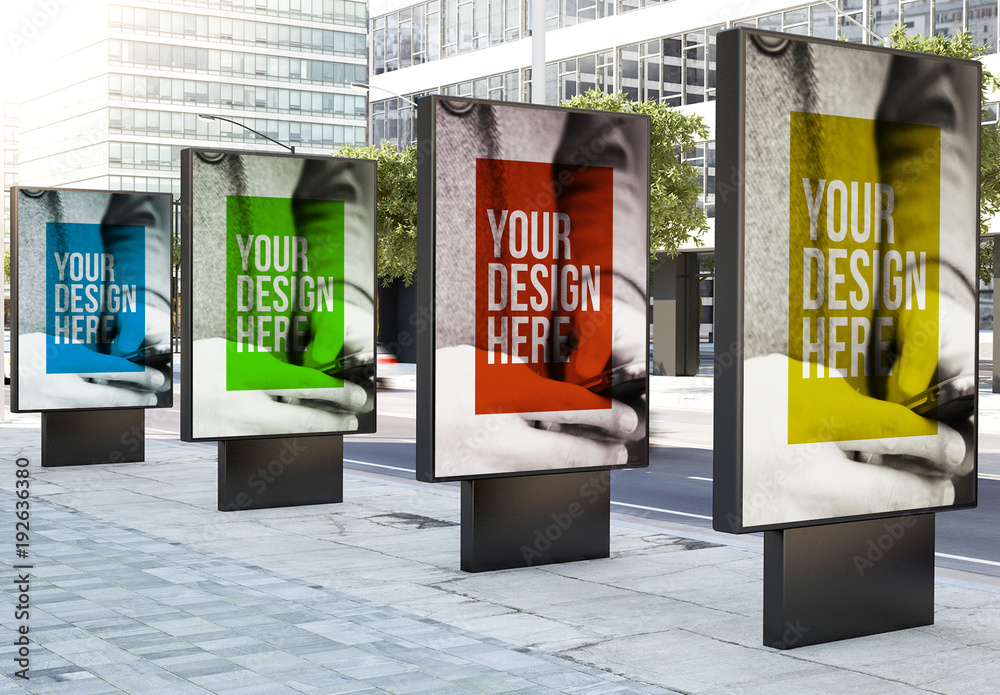 Modelo de 4 Advertising Kiosk Mockups on a City Street 1 do Stock