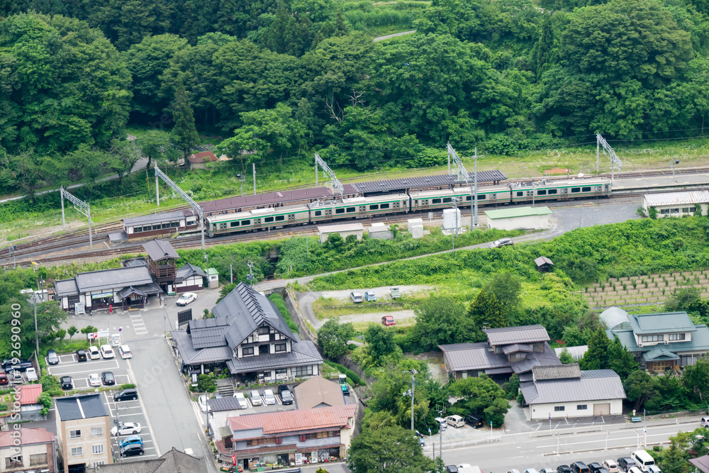 JR仙山線 山寺駅 電車の停車（山形県山形市）