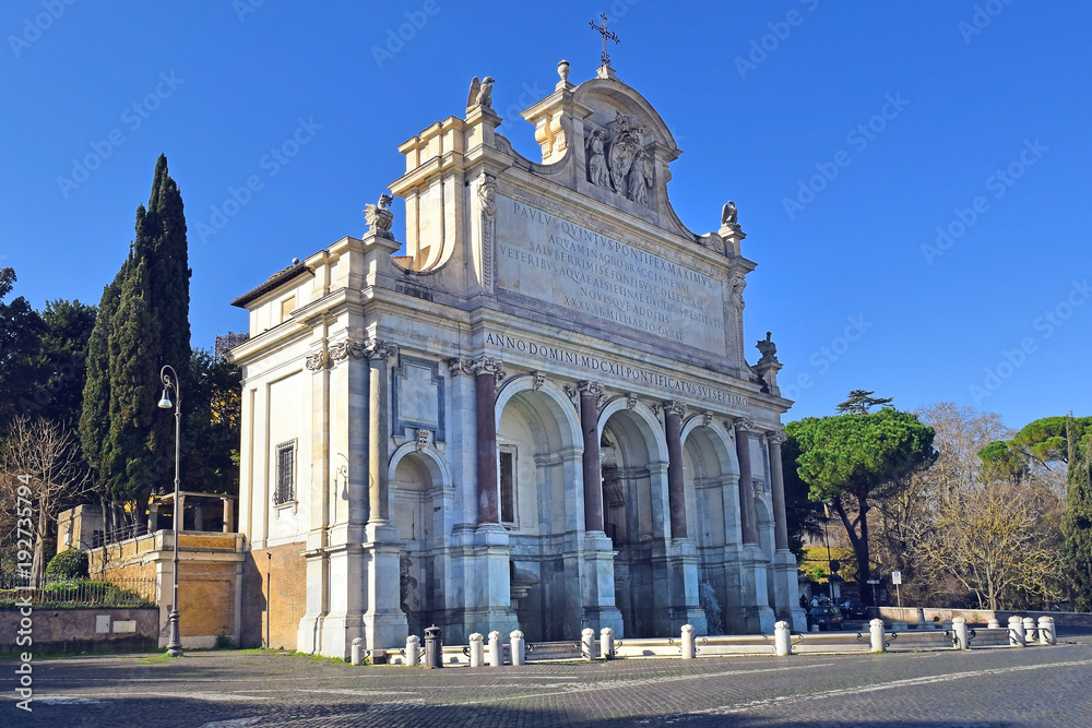 Fototapeta premium Fontanna Acqua Paola na wzgórzu Janiculum, Rzym, Włochy