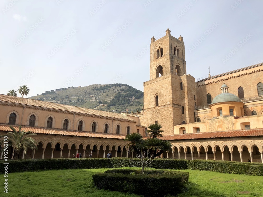Il chiostro della cattedrale di Monreale - Palermo