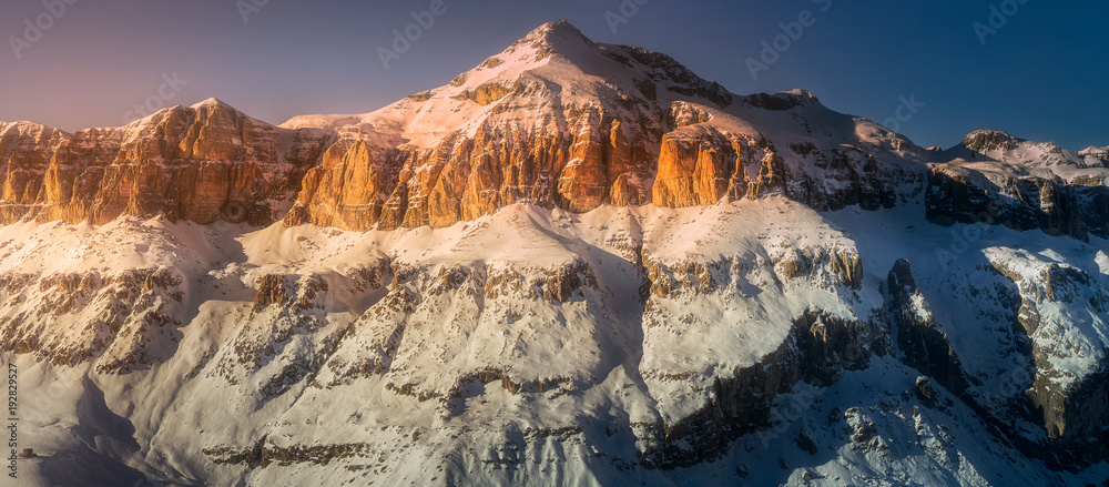 Mountain landscape and spine covered with snow