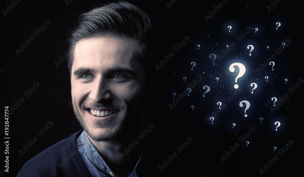 Obraz premium man with many question mark near him