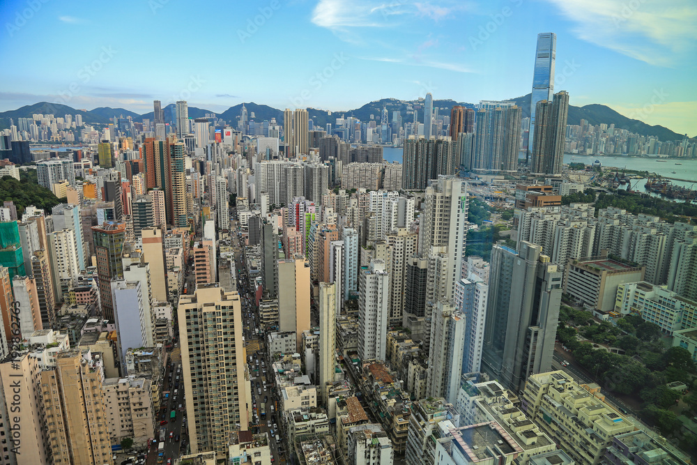 Hong Kong: Hochhäuser und Straßenschluchten in Kowloon