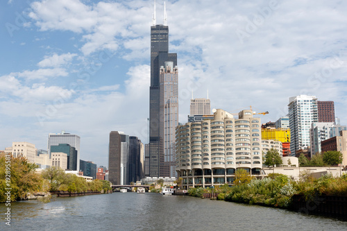 Fotografie Skyline of Chicago, Illinois, with Sears Tower (now known as Willis Tower) in th