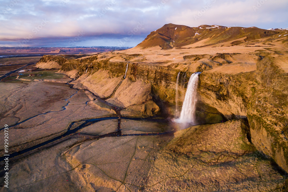 Φωτογραφία Aerial view of Seljalandsfoss, a popular waterfall for tourists to visit in Southern Iceland, a short drive from the capital, Reykjavic