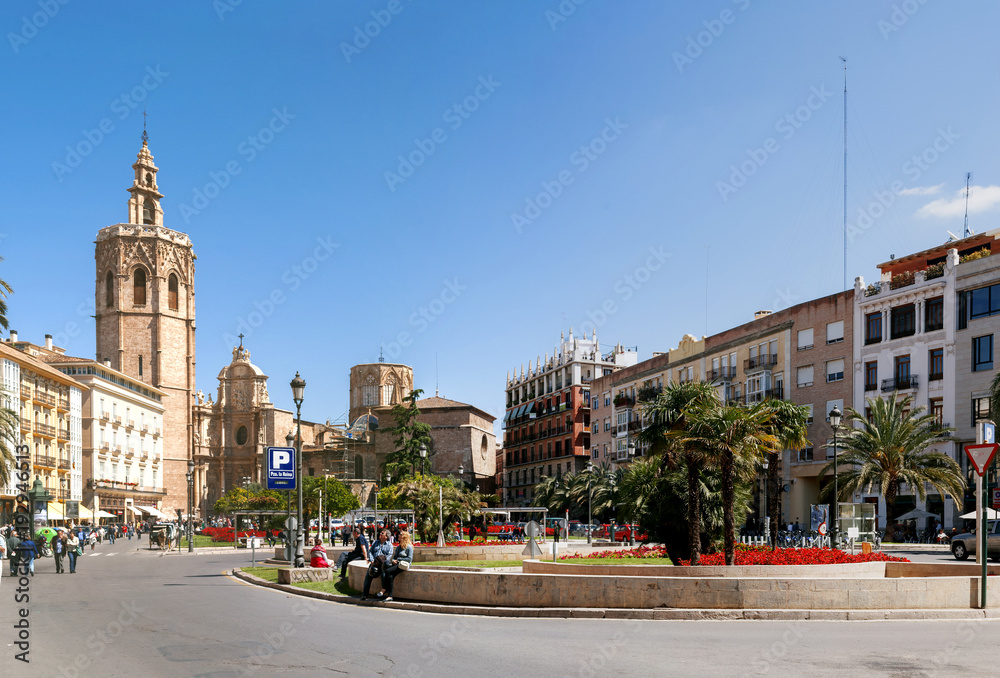 Plaza de la Reina in Valencia, Spain, with the cathedral and bell tower in the distance
