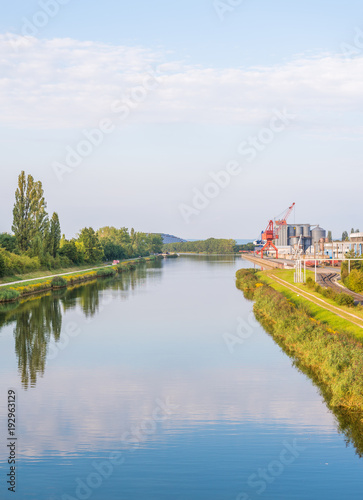 Main-Donau-Kanal mit Hafen Fürth