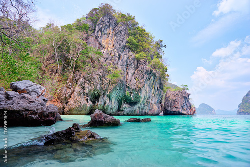 Beautiful landscape with rocks, cliffs, tropical beach. Hong Island, Thailand. © luengo_ua