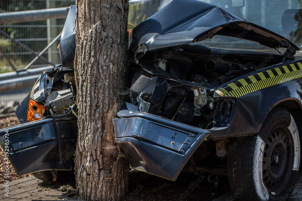 Autounfall und Crash Test