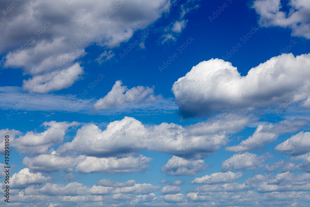 Obraz premium Blue sky with white clouds natural background