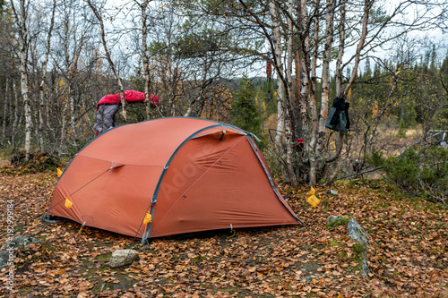 Camp im Herbst in Schweden