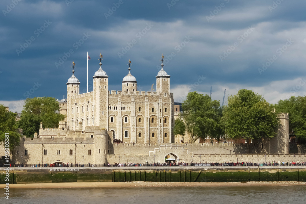 white tower of the tower of London