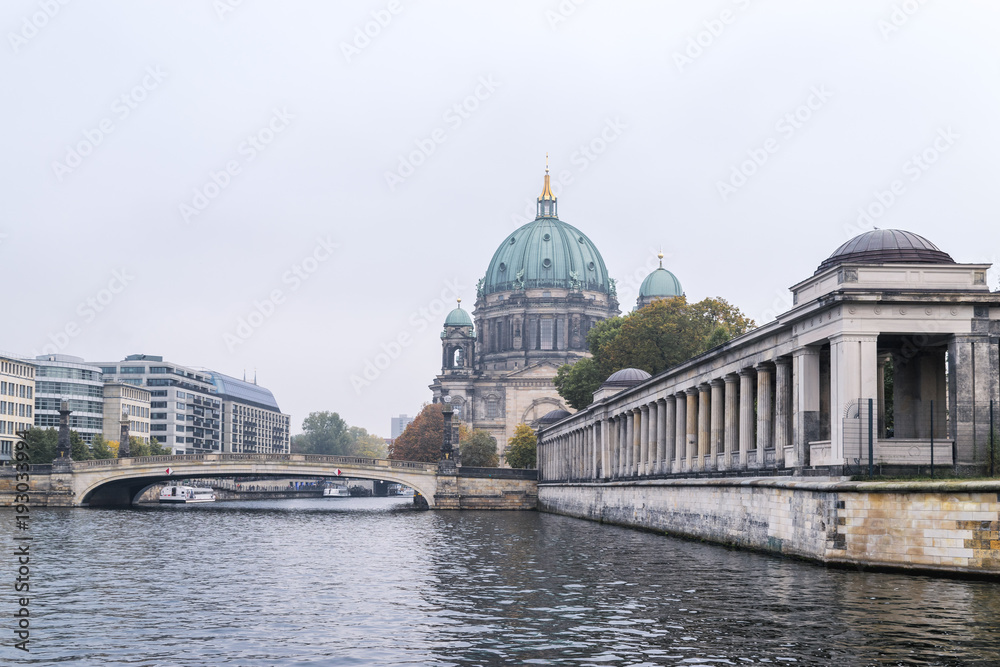 Alte National Gallery and the Berlin Dom with a river view, Berlin