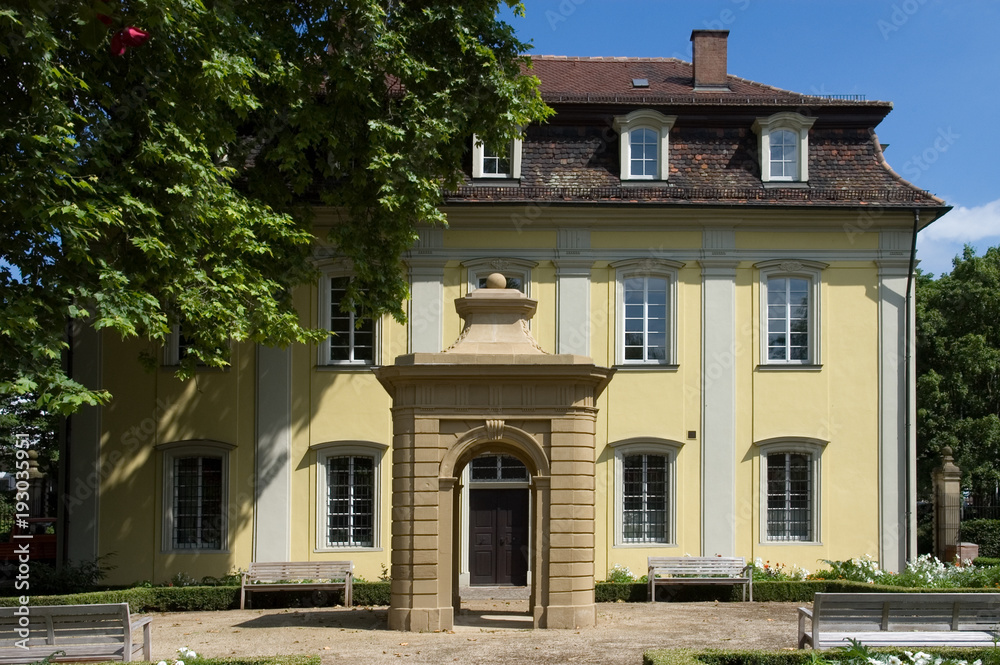 Schießhaus mit Sandsteinpavillon in Heilbronn Schießhaus mit Sandsteinpavillon in Heilbronn