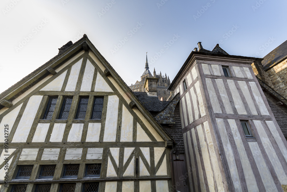 Hold house france Hold house france