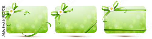 Bokeh Karten Set mit grüner Schleife und Margerite - Vorlage Frühling 
