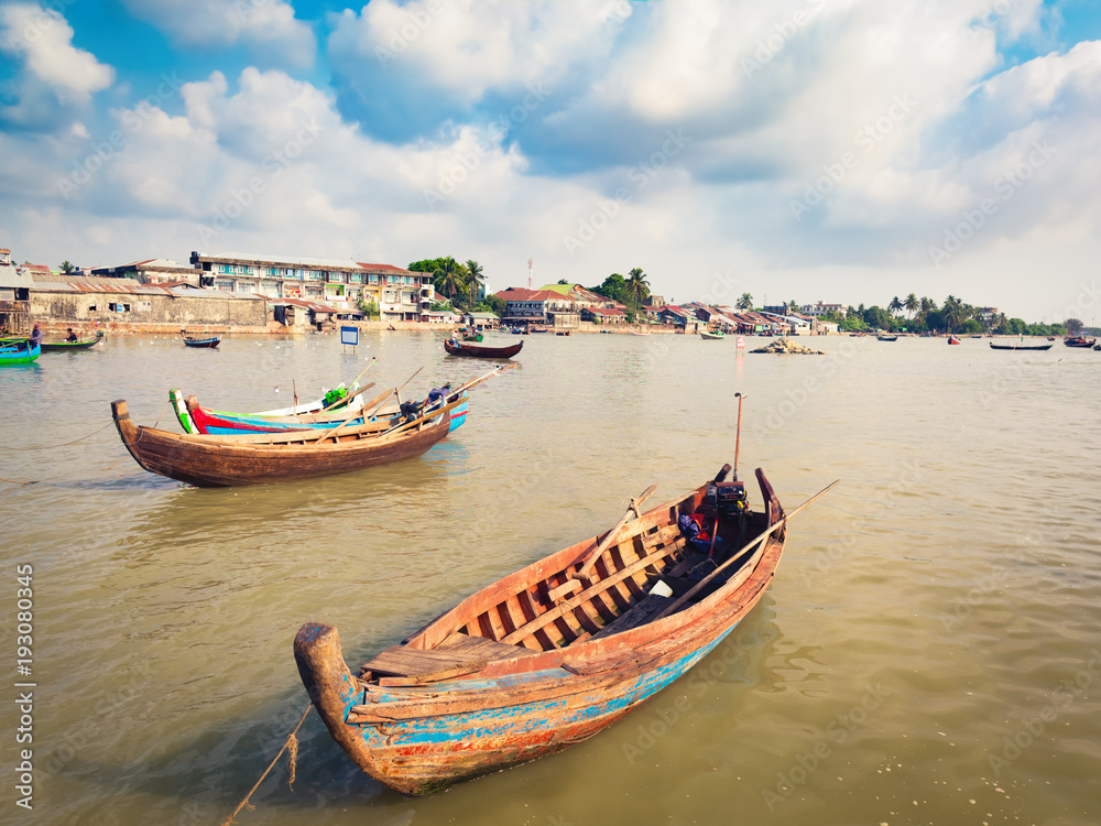 Fototapeta premium Boats on the river in Sittwe. Myanmar