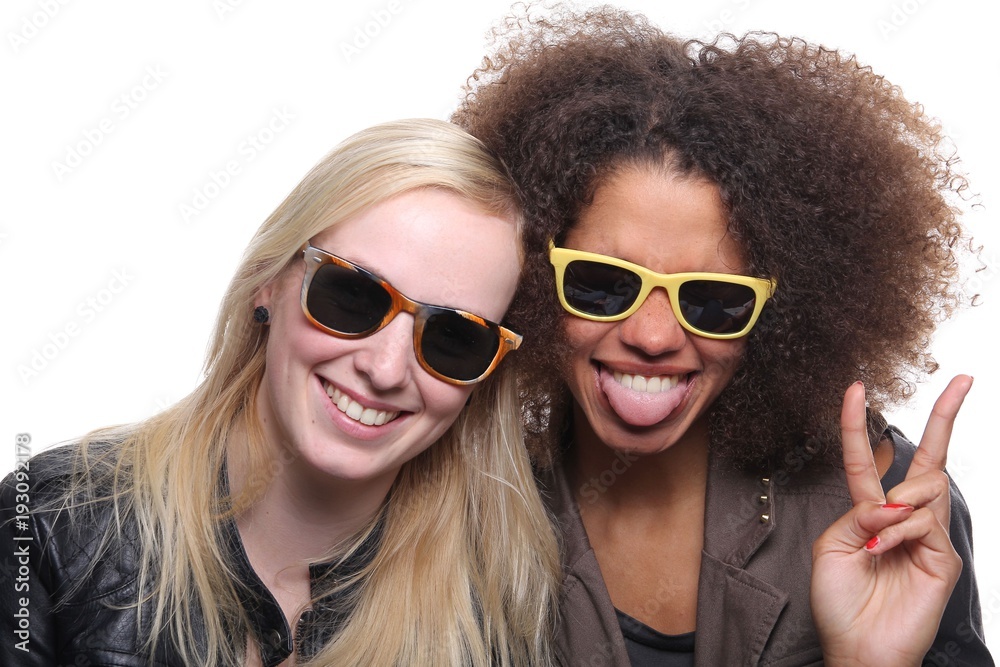 Happy friends Happy friends
