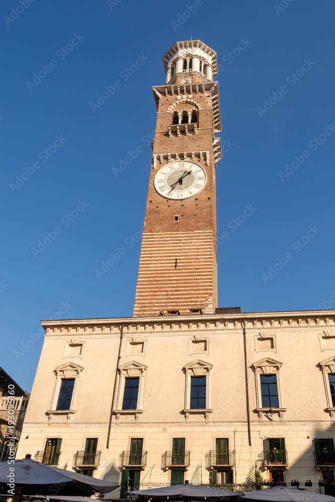 Torre dei Lamberti - Lamberti Tower - Piazza Erbe - Verona Italy