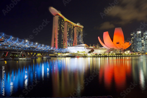 Вечерний Сингапур. Мост Хеликс Бридж.