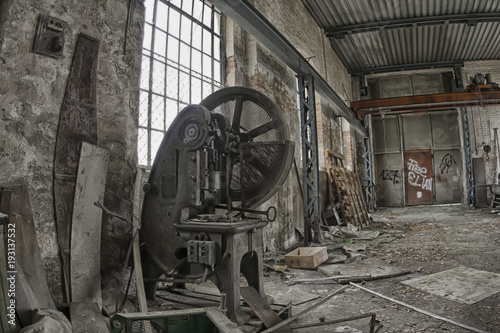 die alte fabrik