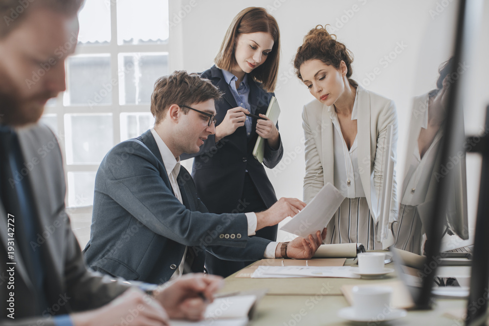 Fototapeta premium Businesspeople Working in Team