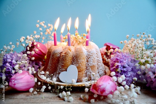 Grußkarte - Kuchen - Geburtstagskuchen photo