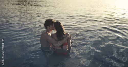 A kiss in the water © olly