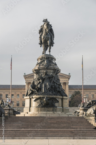 George Washington monument - Philadelphia 