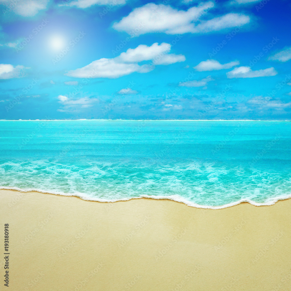 Obraz premium Paradise beach with blank elegant sea view