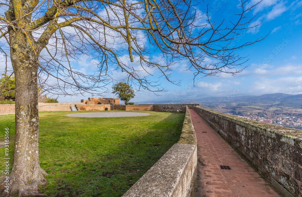 Orvieto (Italy) - The beautiful etruscan and medieval town in Umbria region, central Italy, with nice historic center. Orvieto (Italy) - The beautiful etruscan and medieval town in Umbria region, central Italy, with nice historic center.