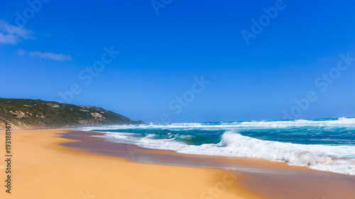 Twelve Apostles rocks on Great Ocean Road, Australia © niemannfrank