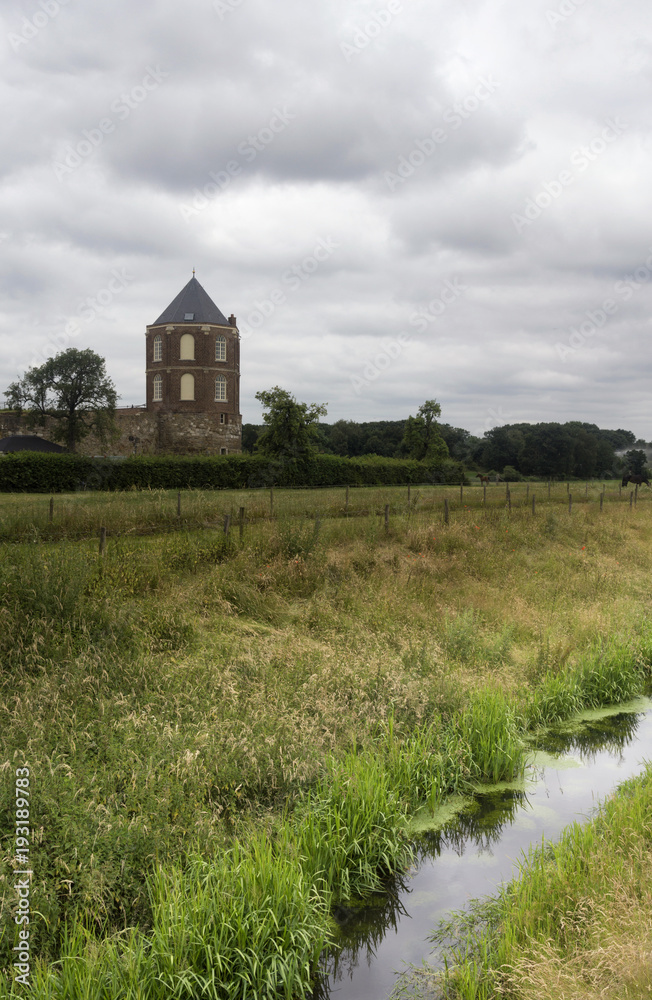Fototapeta premium Tower Montfort castle