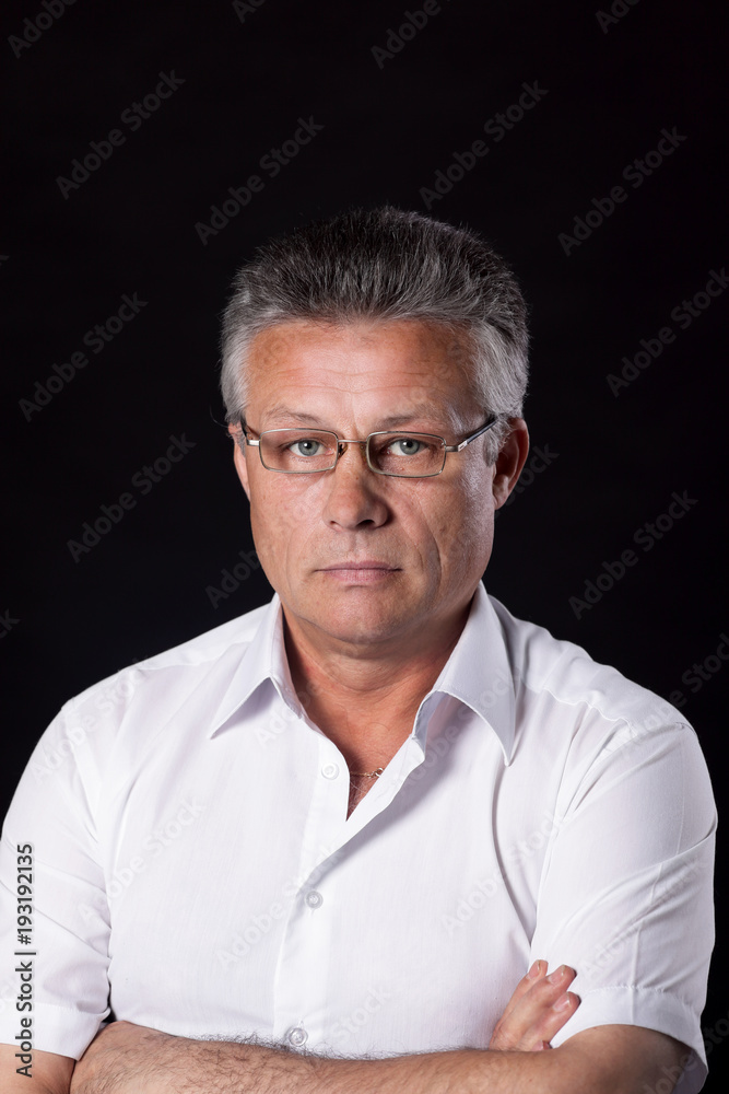 Obraz premium portrait of senior business man