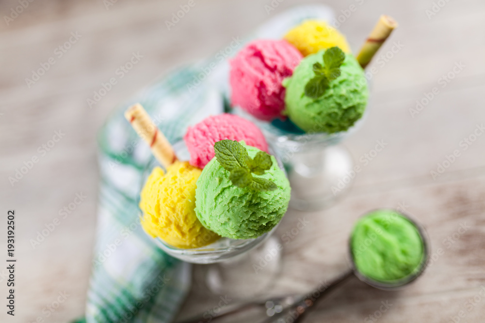 Ice cream vase Ice cream vase