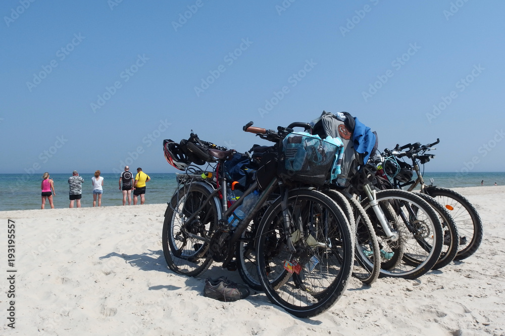 Letnia wycieczka rowerowa nad morze