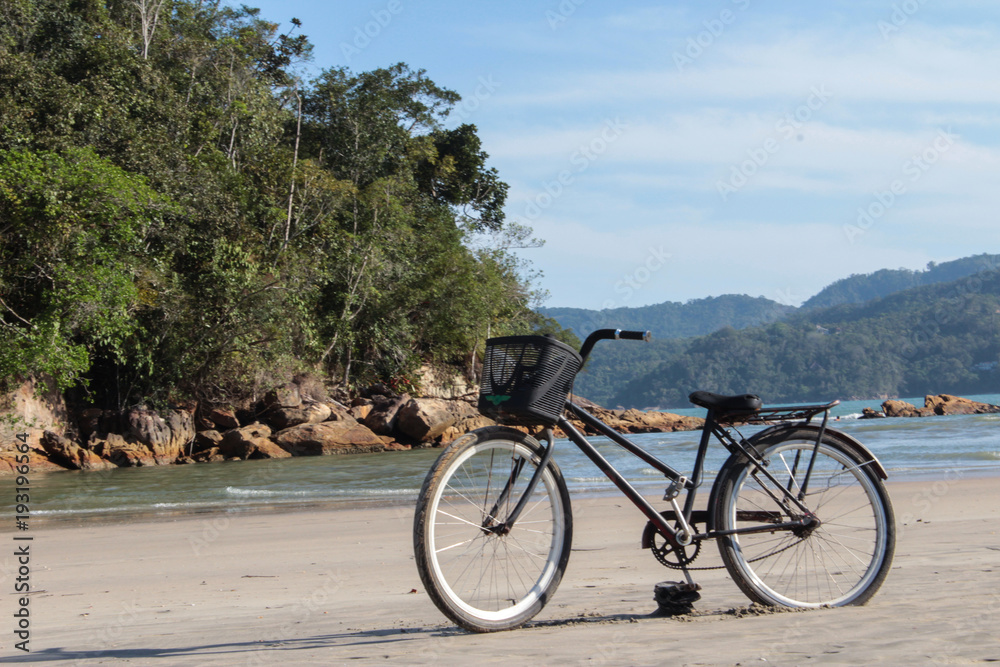 Bicicleta na Praia - Praia da Lagoinha