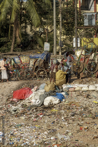 Obraz na płótnie Rickshaws in Port of Dhaka in Bangladesh w salonie